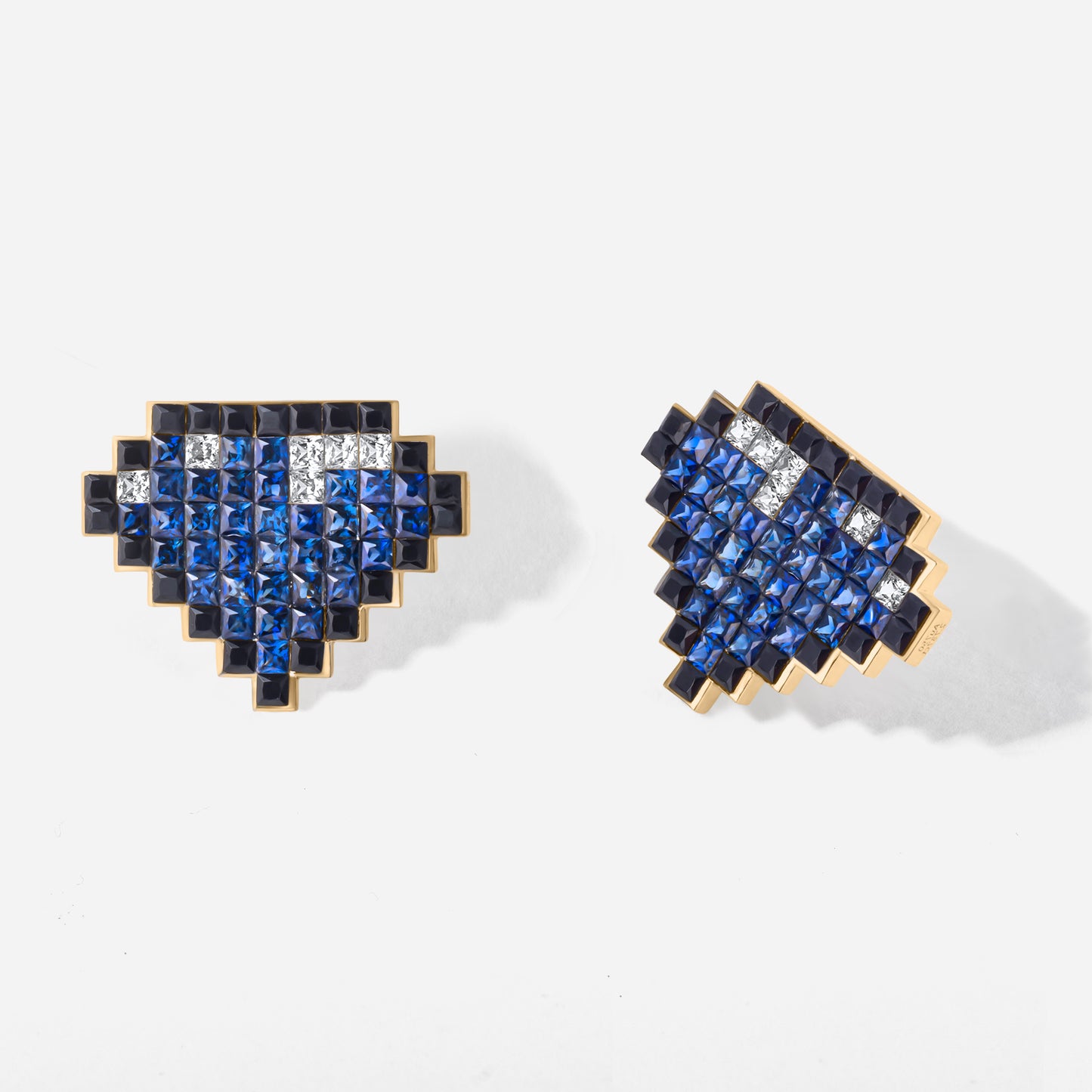 refined legacy collection / 8-bit bijou Invisible setting earring pair K18YG