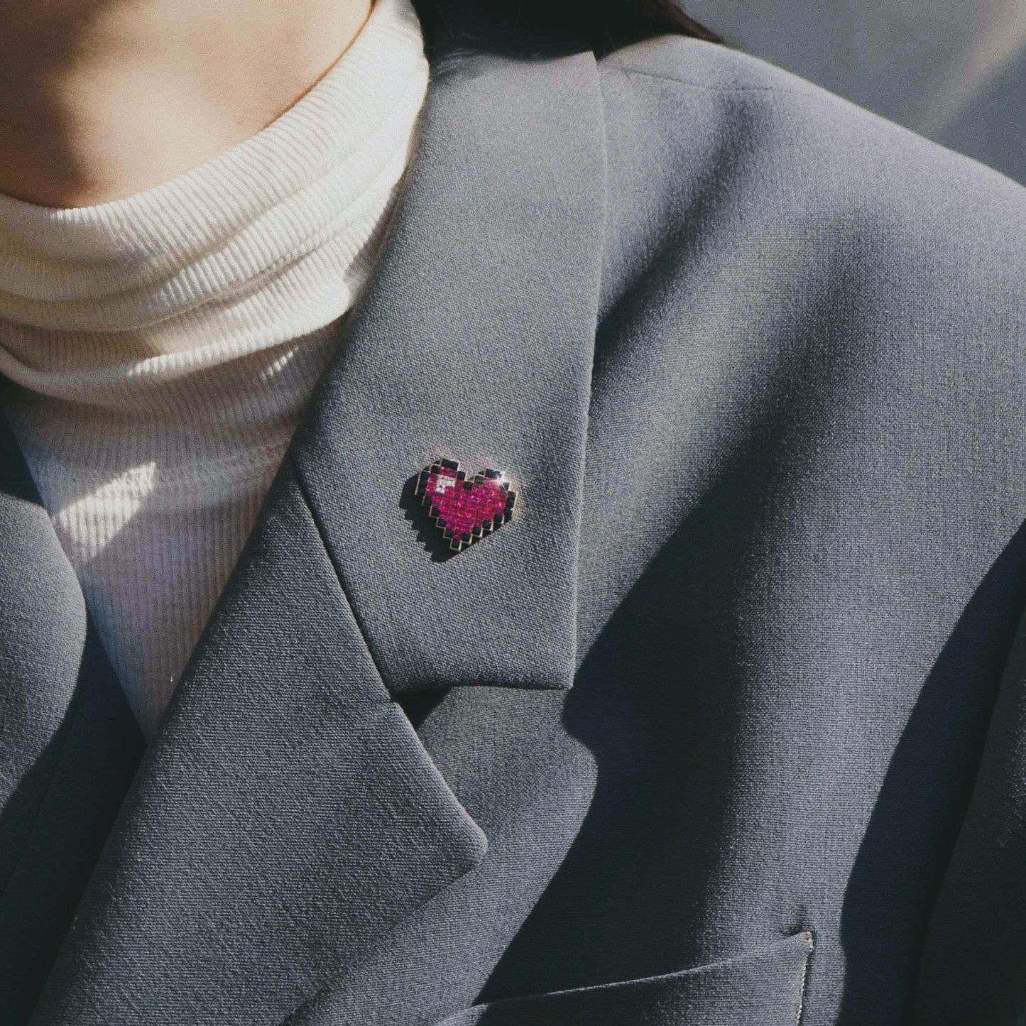 refined legacy collection / 8-bit heart mystery setting brooch K18YG