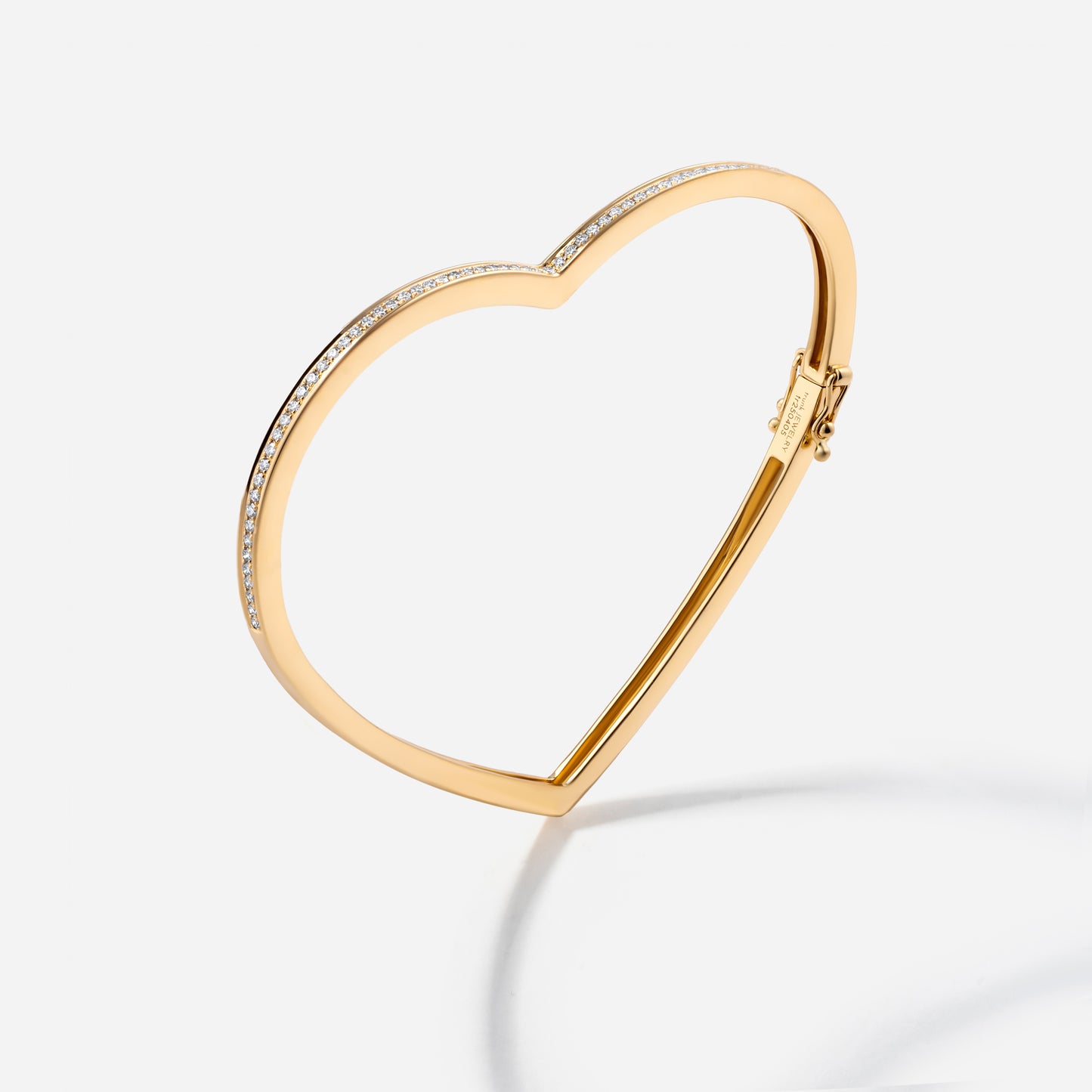 new basic collection / heart hug silhouette diamond bangle 0.6ct K18YG