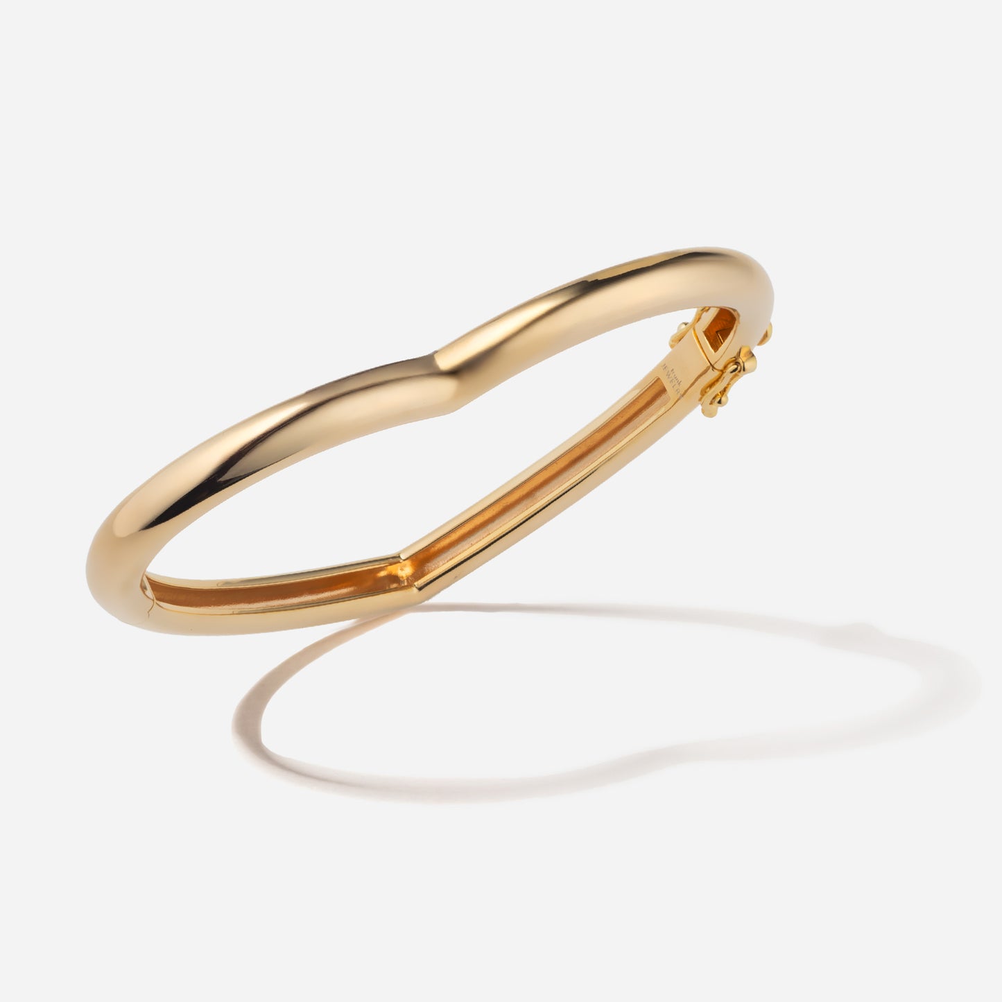 Shūren shinka collection / heart hug silhouette wide bangle K18YG