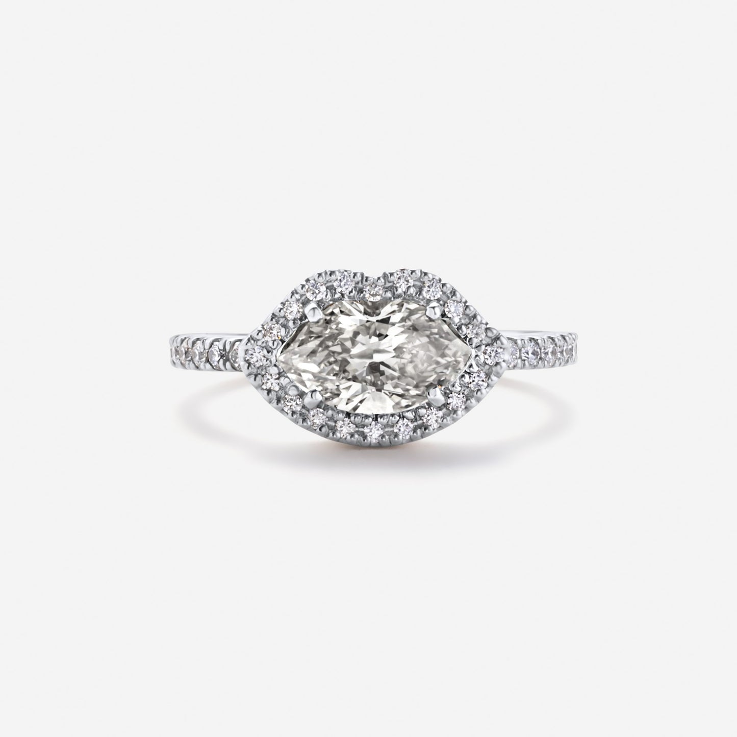 new basic collection / luxe kiss cut diamond halo ring Pt950 G color up