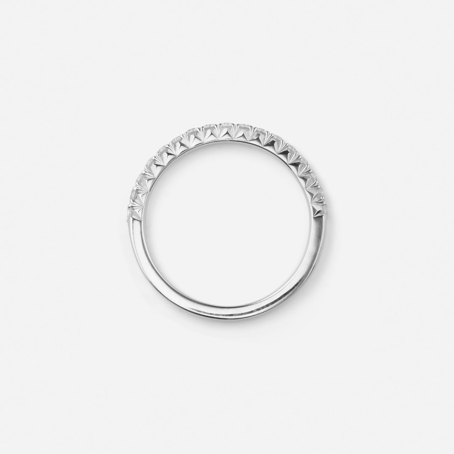 refined legacy collection / modern french setting diamond harf eternity ring Pt950