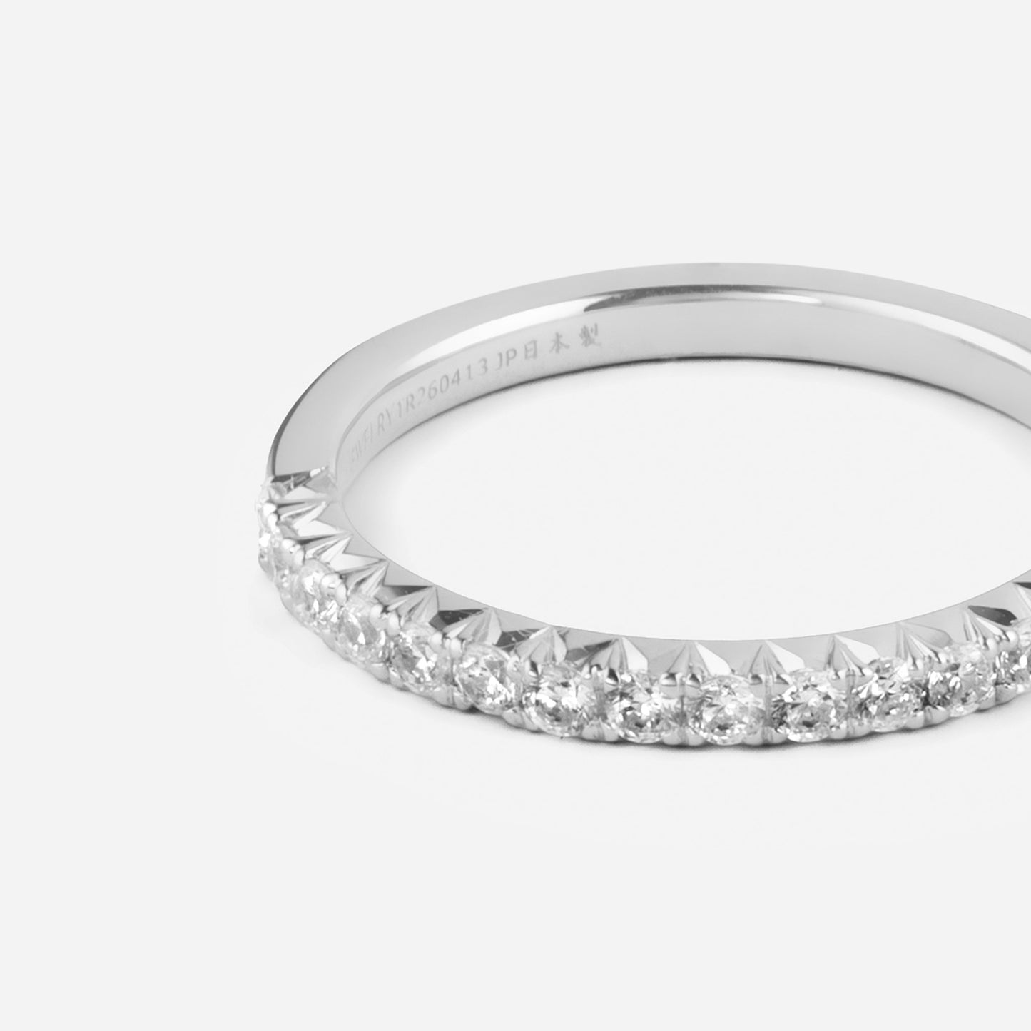 refined legacy collection / modern french setting diamond harf eternity ring Pt950
