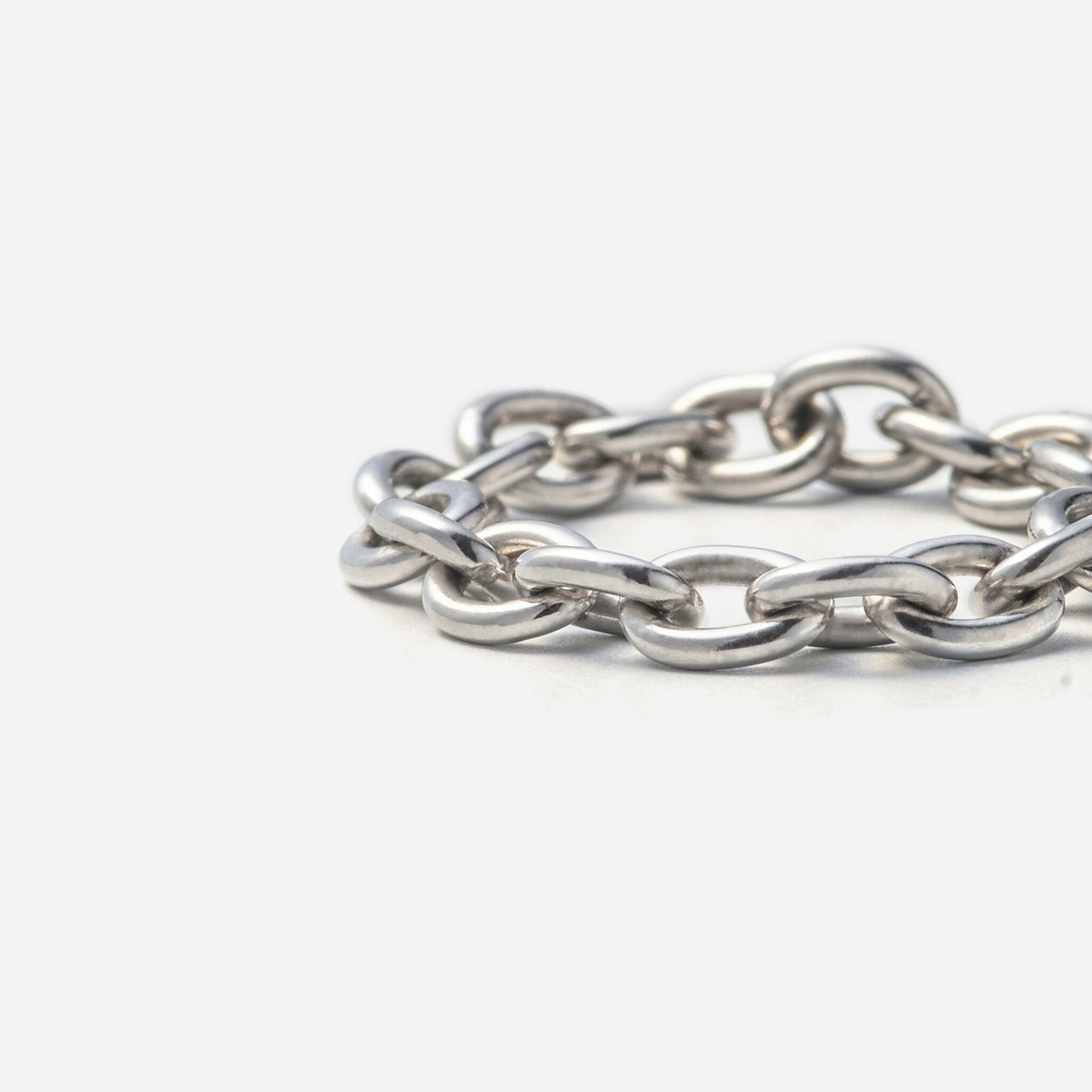 chain collection / medium size luxe oval chain ring