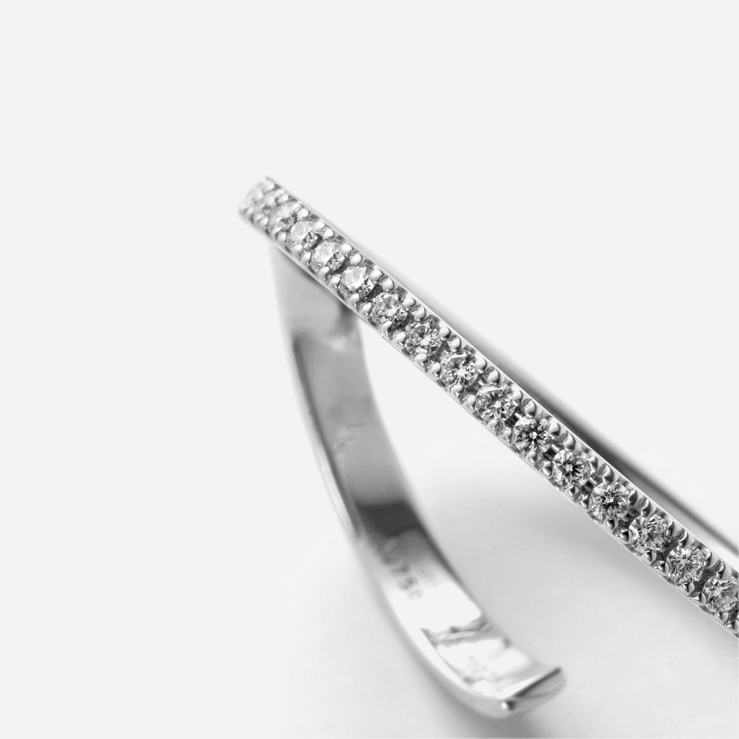 new basic collection / diamond slash half eternity ring Pt950