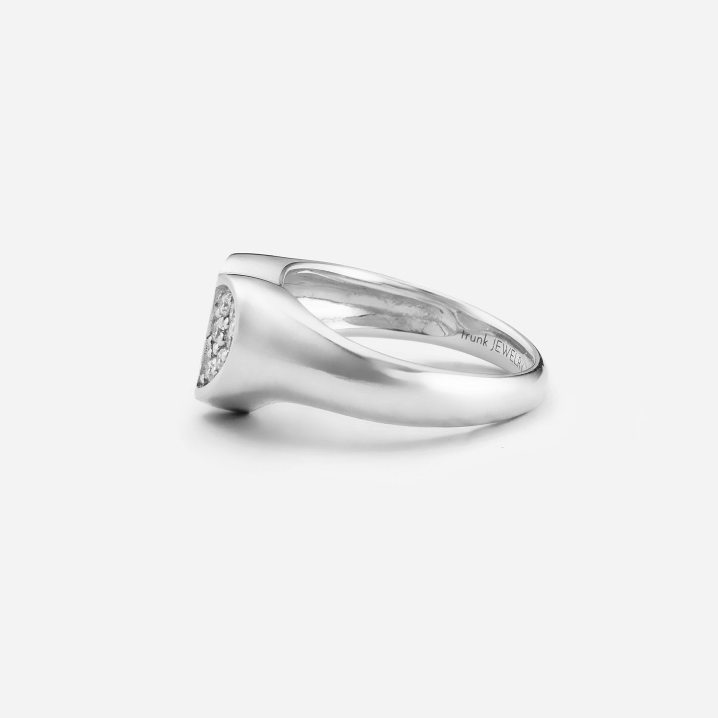 refined legacy collection / folded heart pave diamond signet ring K18WG