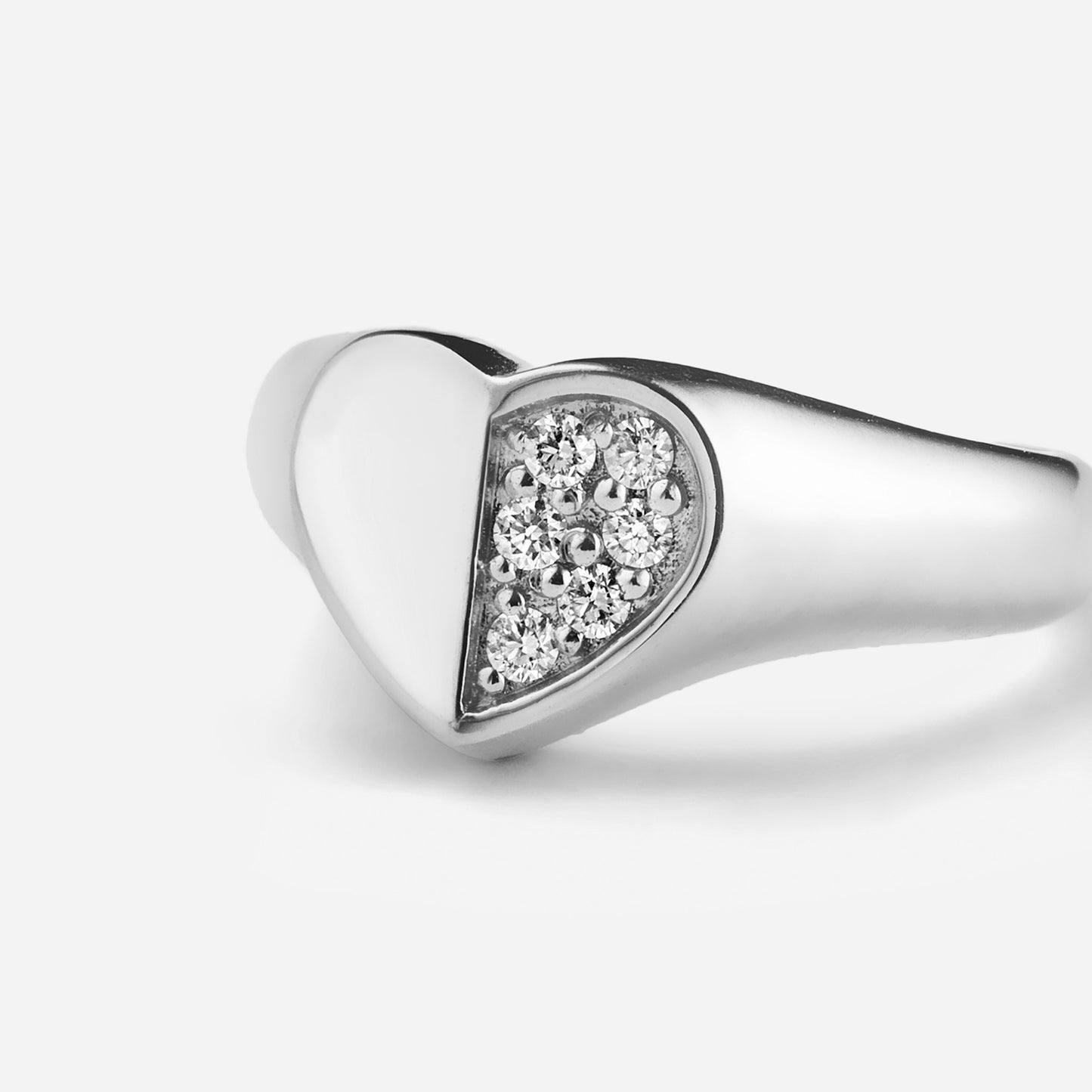refined legacy collection / folded heart pave diamond signet ring K18WG
