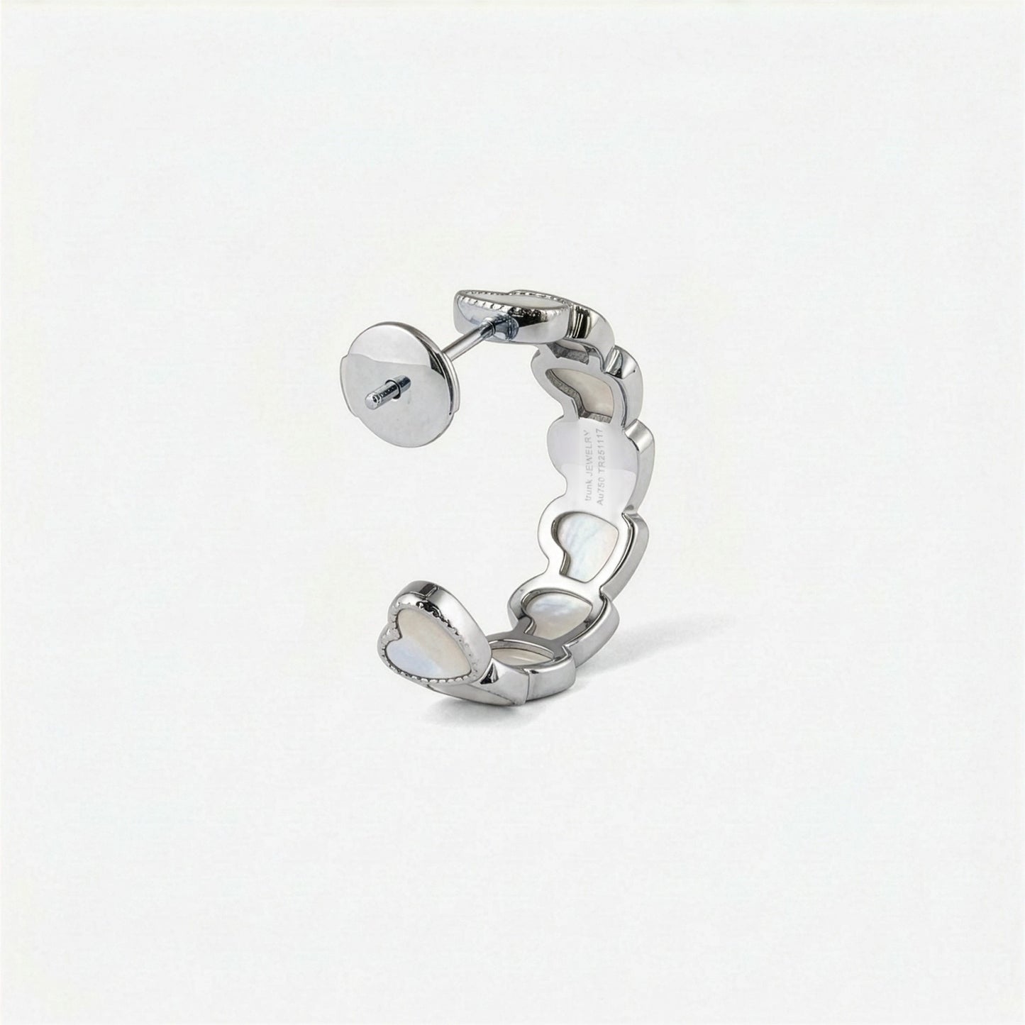 eternal heart collection / mother of pearl inlay rope heart hoop earring medium K18WG