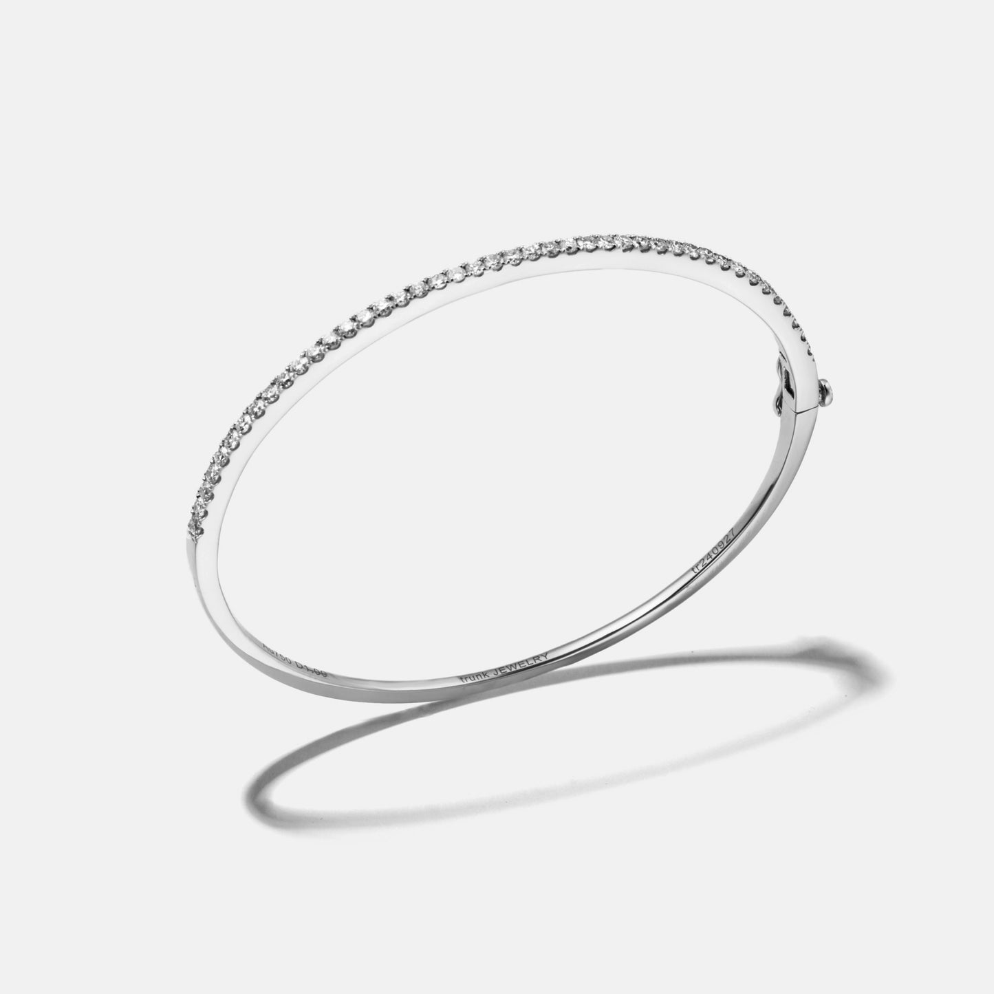 basic collection / super basic diamond bangle 1ct Pt950